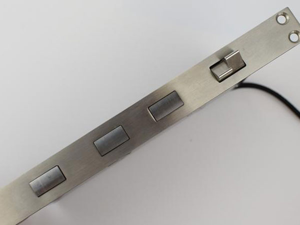 滕州汽車開(kāi)鎖(換鎖芯正規(guī)公司)